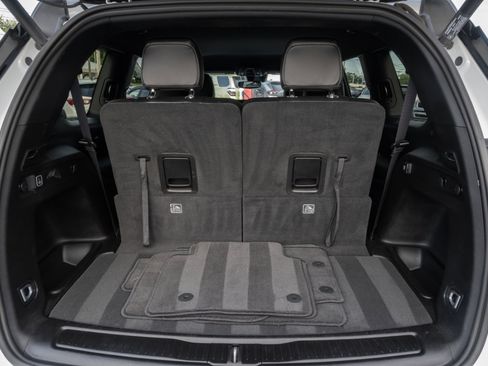 Used 2024 Jeep Grand Cherokee L Laredo image 19