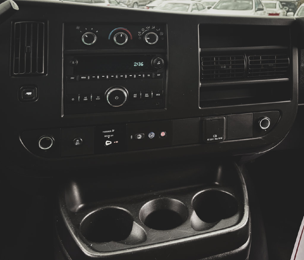 Used 2019 Chevrolet Express 2500 w/ Driver Convenience Package RWD image 10