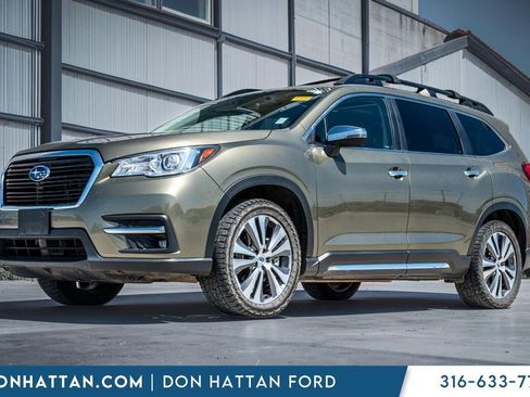 Used 2022 Subaru Ascent Touring AWD/4WD image 1