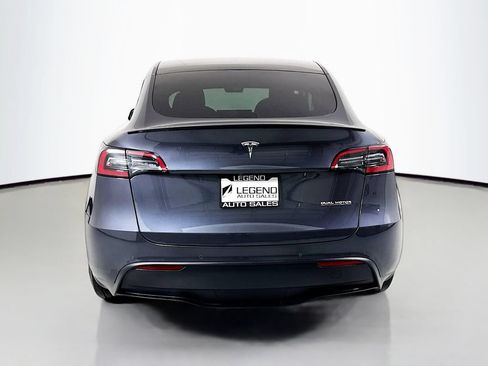 Used 2022 Tesla Model Y Performance AWD/4WD image 6