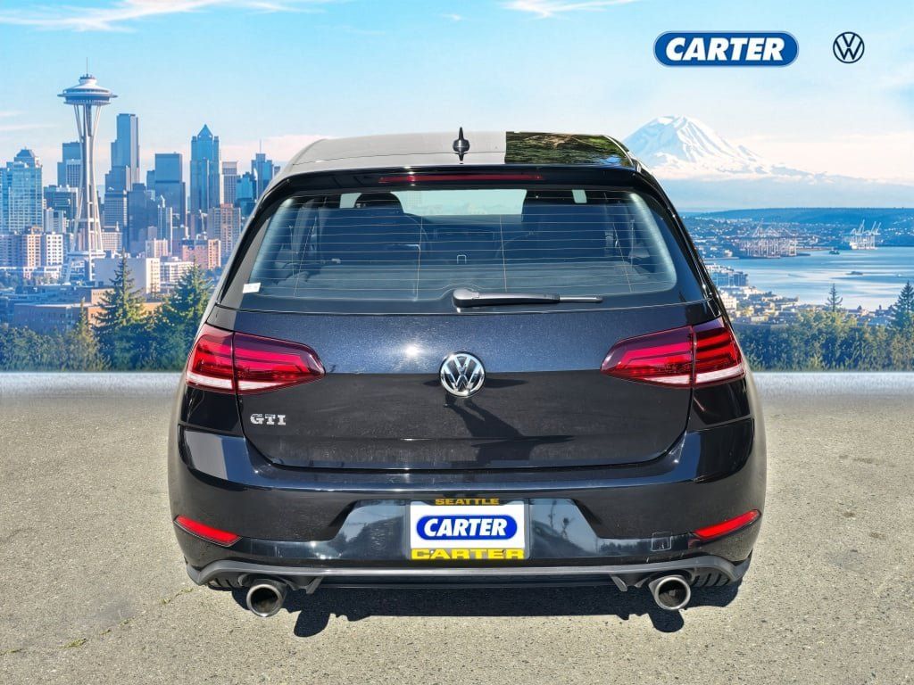 Used 2018 Volkswagen GTI S FWD image 4