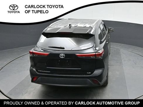 Used 2023 Toyota Highlander XLE image 33