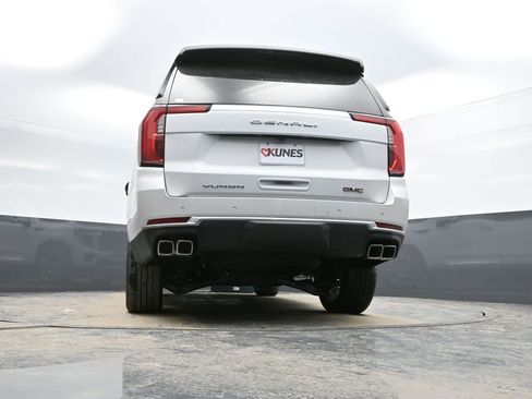 New 2026 GMC Yukon Denali image 38