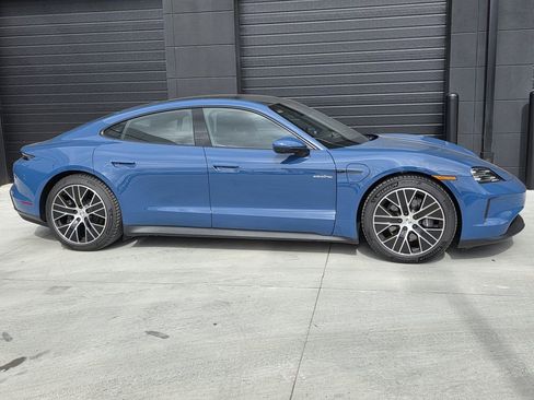 Certified 2025 Porsche Taycan image 9