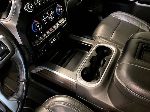 Used 2019 Chevrolet Silverado 1500 RST AWD/4WD image 20