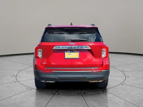 Certified 2023 Ford Explorer XLT AWD/4WD image 11