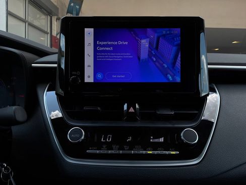 Used 2026 Toyota Corolla LE FWD image 29