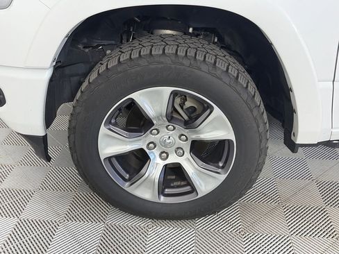 Used 2019 RAM 1500 Laramie image 8