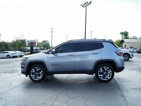 Used 2019 Jeep Compass Limited w/ Safety & Security Group AWD/4WD image 17
