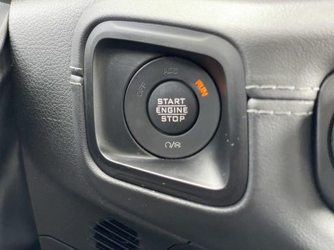 Certified 2025 Jeep Wrangler Unlimited Sahara AWD/4WD image 25