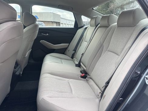 Used 2025 Honda Accord SE image 17