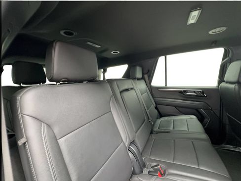 Used 2025 Chevrolet Tahoe LT AWD/4WD image 28