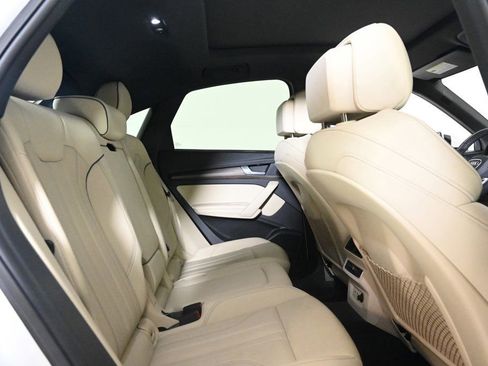 Used 2023 Audi Q5 2.0T Premium Plus w/ Premium Plus Package image 17
