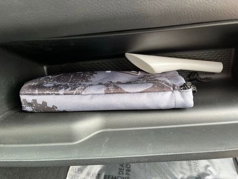 Used 2019 RAM 1500 Big Horn image 32