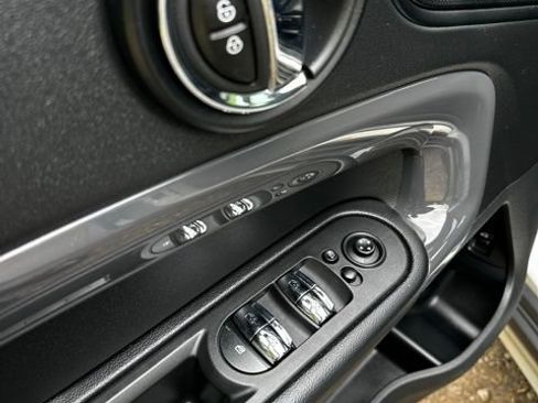 Used 2018 MINI Cooper Countryman S FWD image 10
