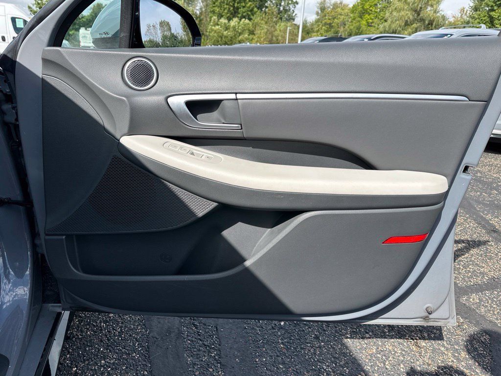 Used 2024 Hyundai Sonata SEL FWD image 21