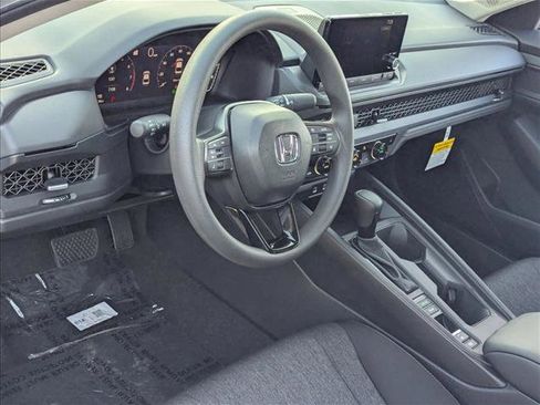 New 2025 Honda Accord SE image 3