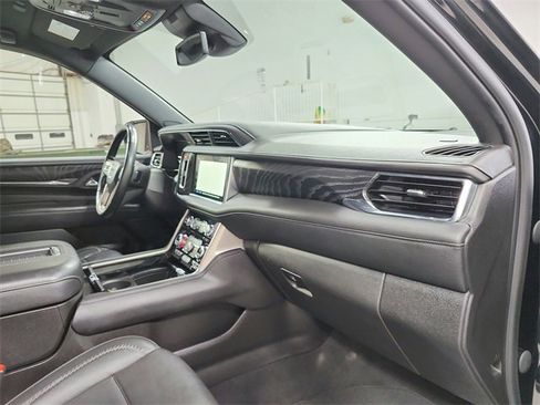 Used 2023 GMC Yukon Denali image 40
