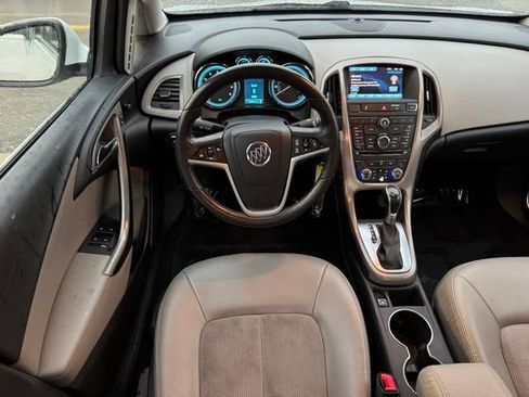 Used 2014 Buick Verano FWD image 9