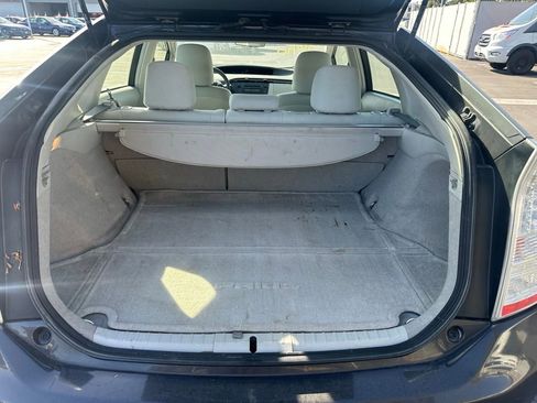 Used 2011 Toyota Prius Two image 4