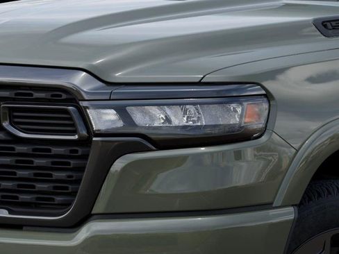 New 2026 RAM 1500 4x4 Crew Cab image 10