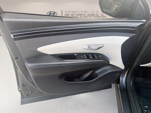 Used 2022 Hyundai Tucson SEL w/ Convenience + Premium Package FWD image 17