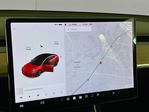 Used 2019 Tesla Model 3 Long Range image 19