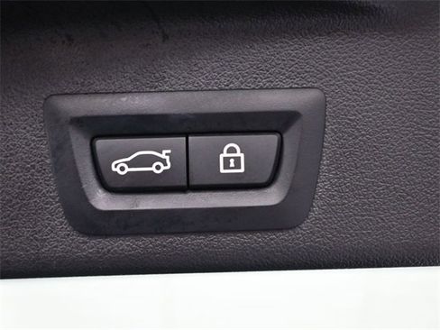 Used 2023 BMW X5 sDrive40i w/ Executive Package image 24