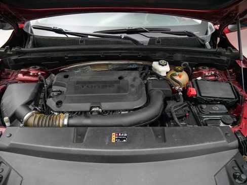 Used 2023 Buick Envision Essence image 13