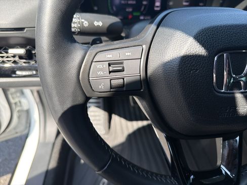 Used 2024 Honda Accord Sport image 19