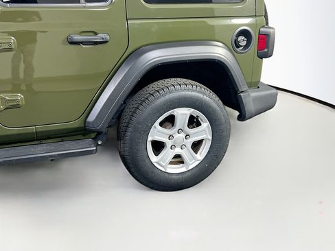 Used 2021 Jeep Wrangler Sport S w/ Sun And Sound Package image 29