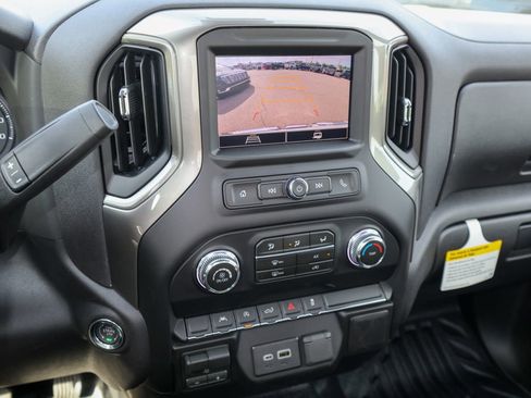 New 2026 GMC Sierra 1500 Pro AWD/4WD image 11