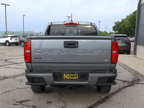 Used 2022 Chevrolet Colorado Z71 AWD/4WD image 5
