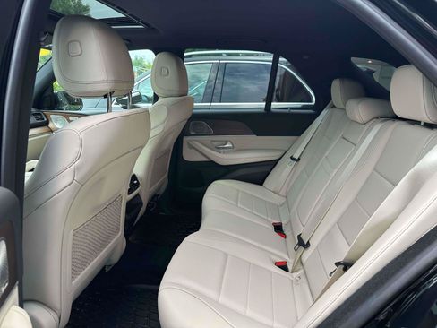 Certified 2023 Mercedes-Benz GLE 450 4MATIC image 9