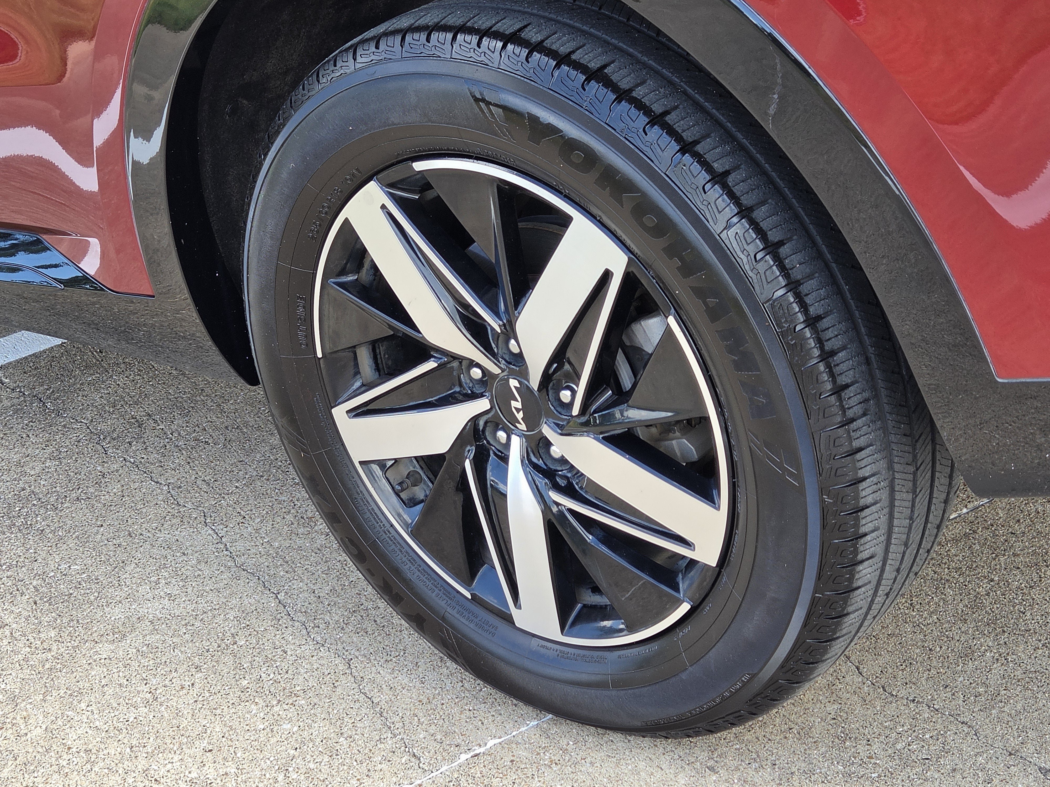 Used 2023 Kia Sorento S w/ Panoramic Sunroof Package FWD image 7