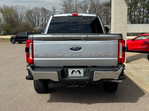 Used 2024 Ford F250 Lariat w/ Lariat Ultimate Package AWD/4WD image 12