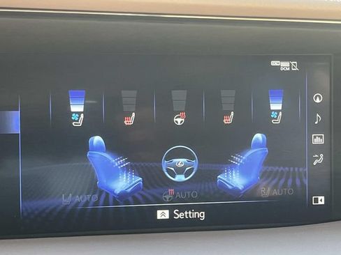 Used 2019 Lexus LS 500 w/ Interior Upgrade Package RWD image 40