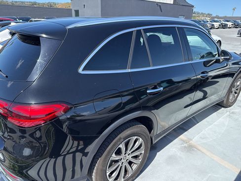Used 2023 Mercedes-Benz GLC 300 image 7