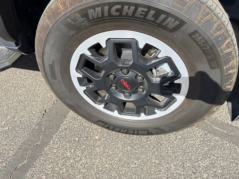 Used 2025 Toyota 4Runner TRD Off-Road Premium w/ Tow Technology Package AWD/4WD image 12