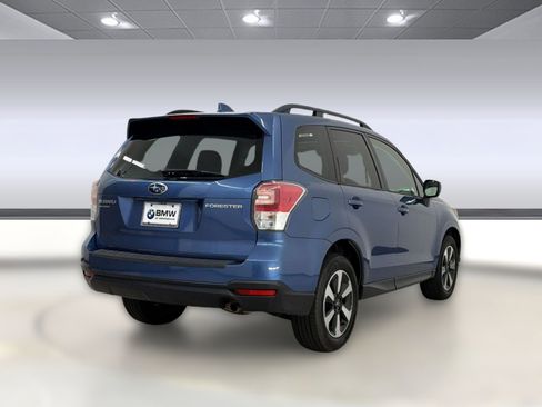 Used 2018 Subaru Forester 2.5i Premium AWD/4WD image 8
