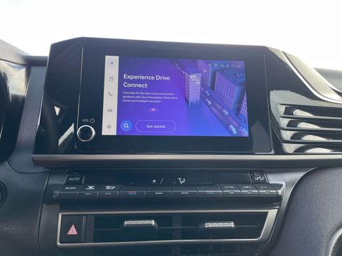 Used 2025 Toyota Camry LE image 20