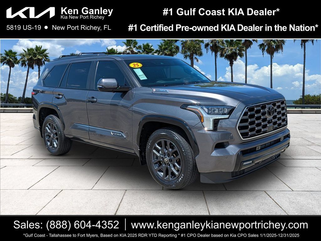 Used 2025 Toyota Sequoia Platinum AWD/4WD image 1