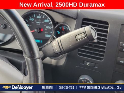 Used 2010 GMC Sierra 2500 SLE AWD/4WD image 17