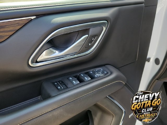 Used 2024 Chevrolet Tahoe Premier AWD/4WD image 18