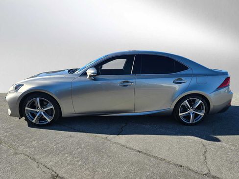 Used 2017 Lexus IS 200t image 6