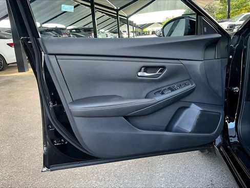 New 2025 Nissan Sentra SV image 13