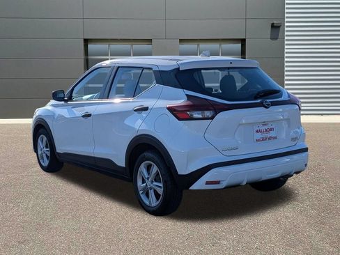 Used 2023 Nissan Kicks S FWD image 8