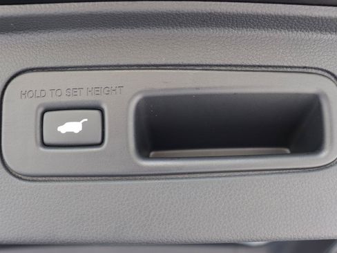 Used 2024 Honda Pilot Elite image 16