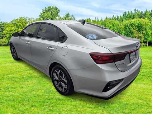Used 2021 Kia Forte LXS FWD image 6