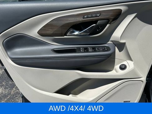 Used 2022 GMC Terrain Denali AWD/4WD image 12